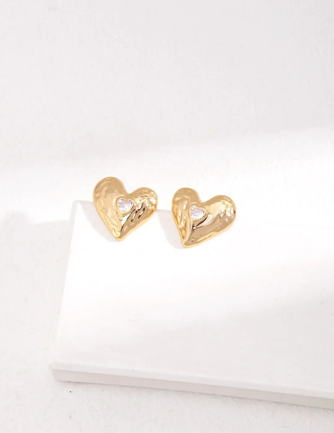 Love Heart Zircon Stud-1