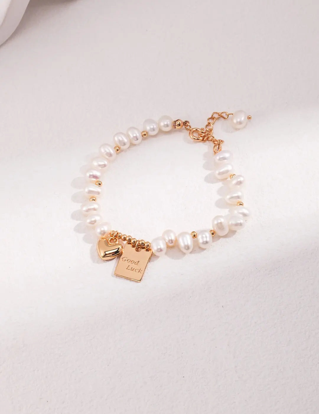 Lucky Engraved Freshwater Pearls Bracelet - Memoriex