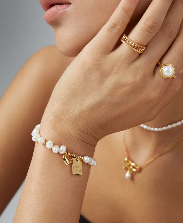 Lucky Engraved Freshwater Pearls Bracelet - Memoriex