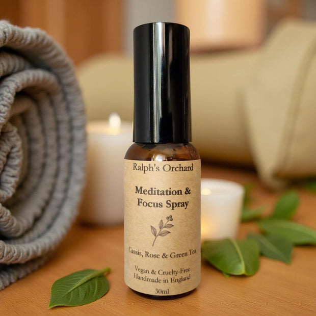 Meditation & Focus Spray | Cassis, Rose & Green Tea-0