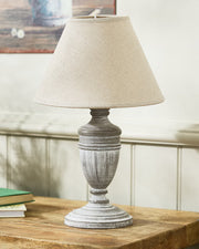 Metis Urn Table Lamp - Memoriex 