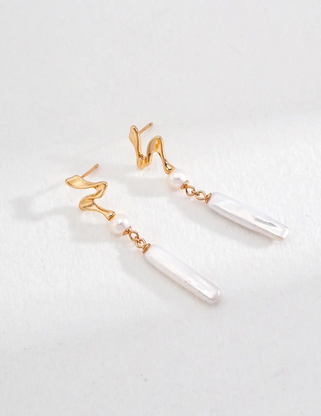 Minimalist Biwa Pearl Drop Earrings - Memoriex