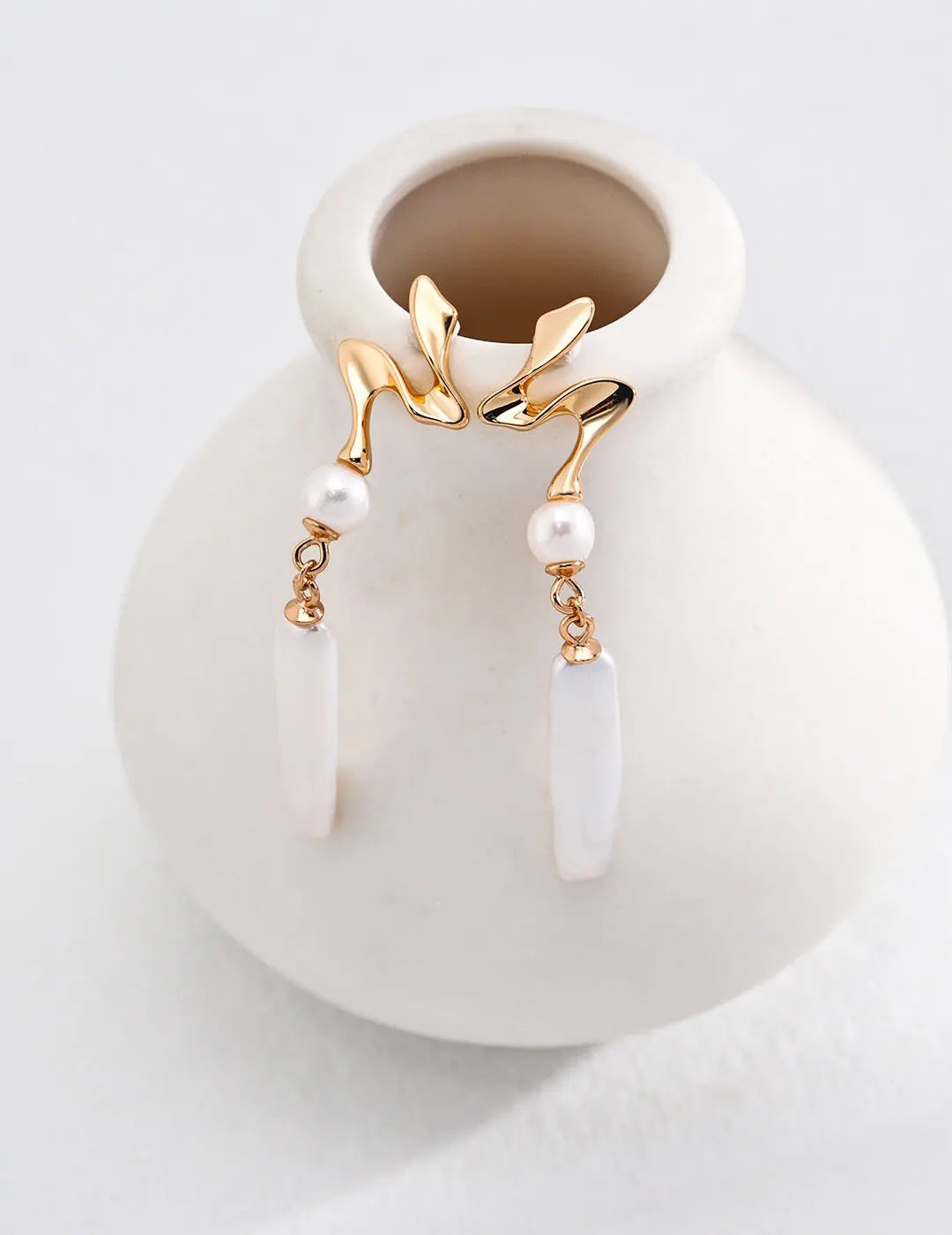 Minimalist Biwa Pearl Drop Earrings - Memoriex