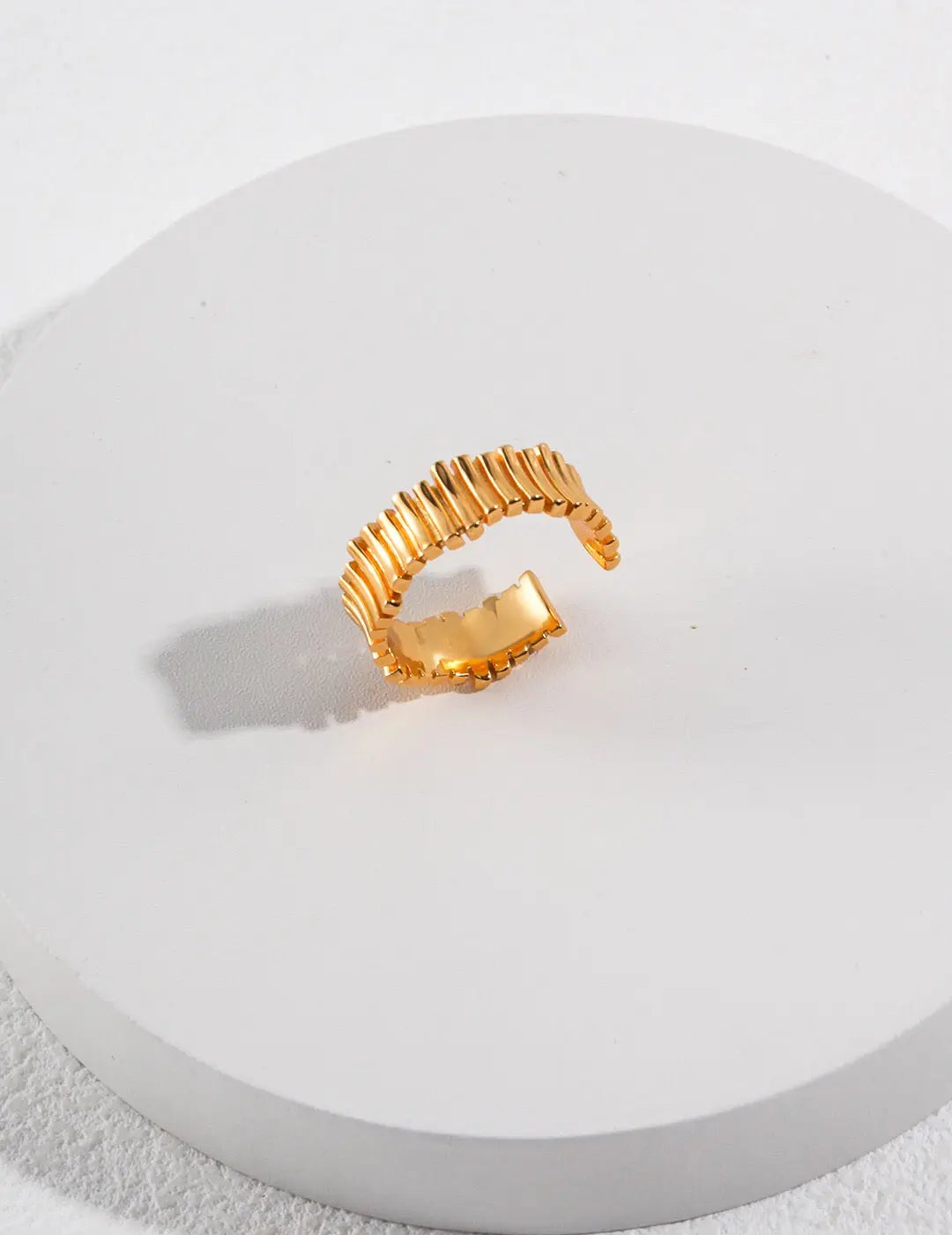 Minimalist Linear Open Ring-1