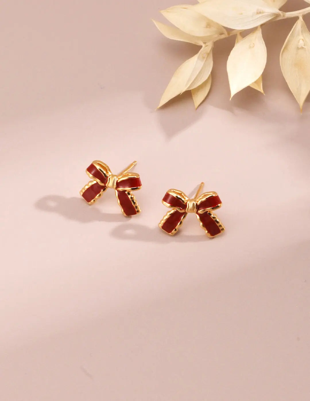 Minimalist Red Glaze Ribbon Stud - Memoriex