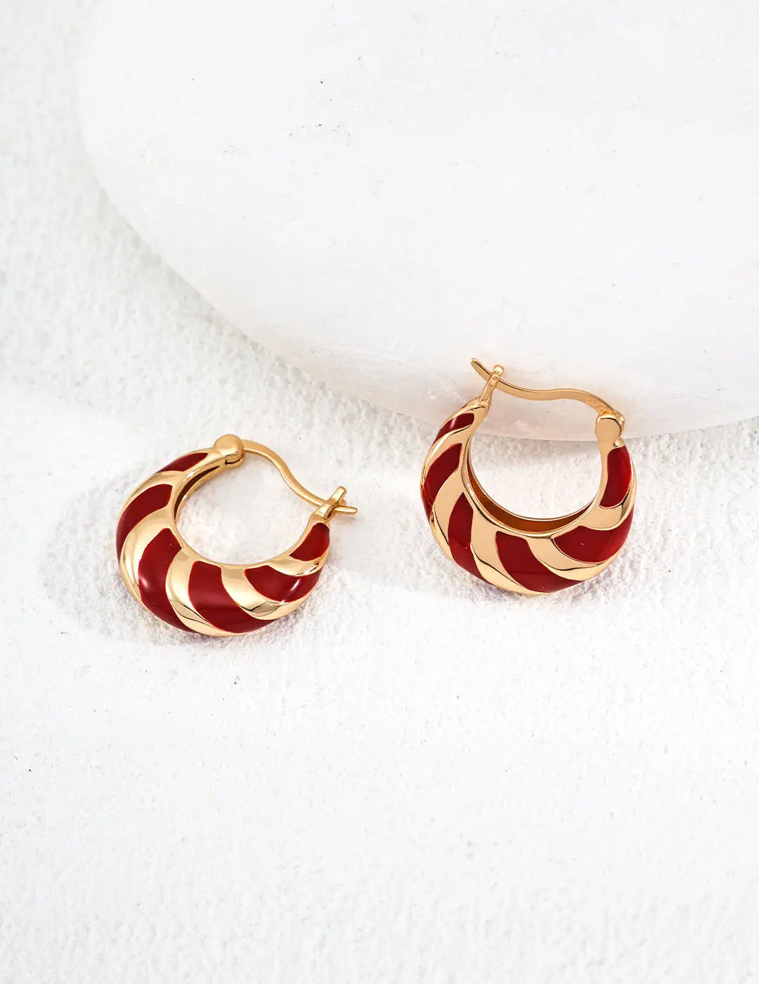 Minimalist Red Glazed Earrings - Memoriex 