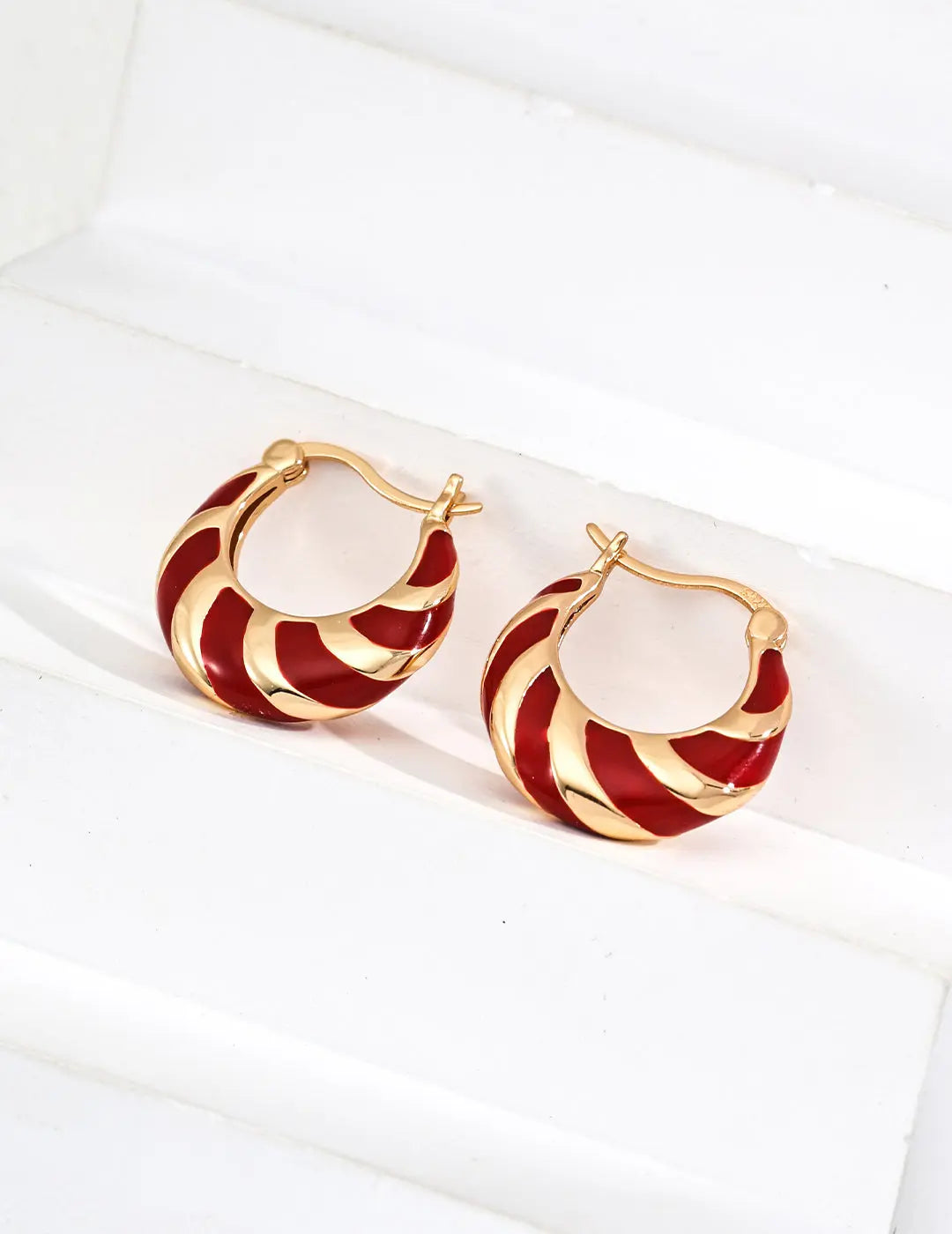 Minimalist Red Glazed Earrings - Memoriex 