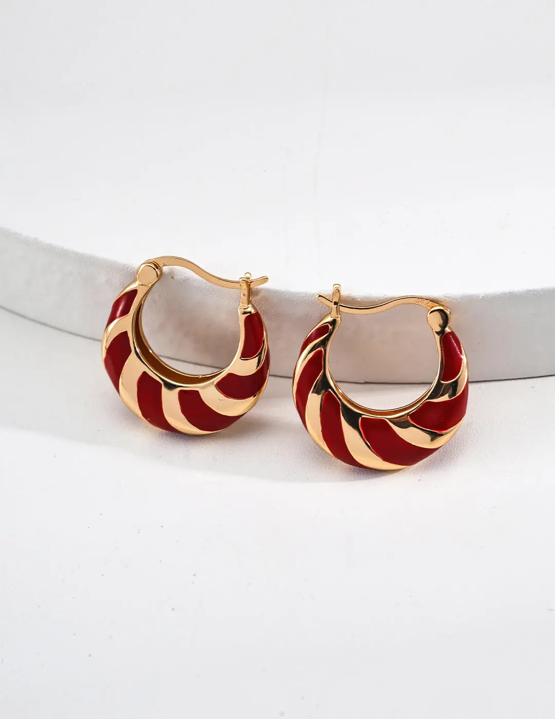 Minimalist Red Glazed Earrings - Memoriex 