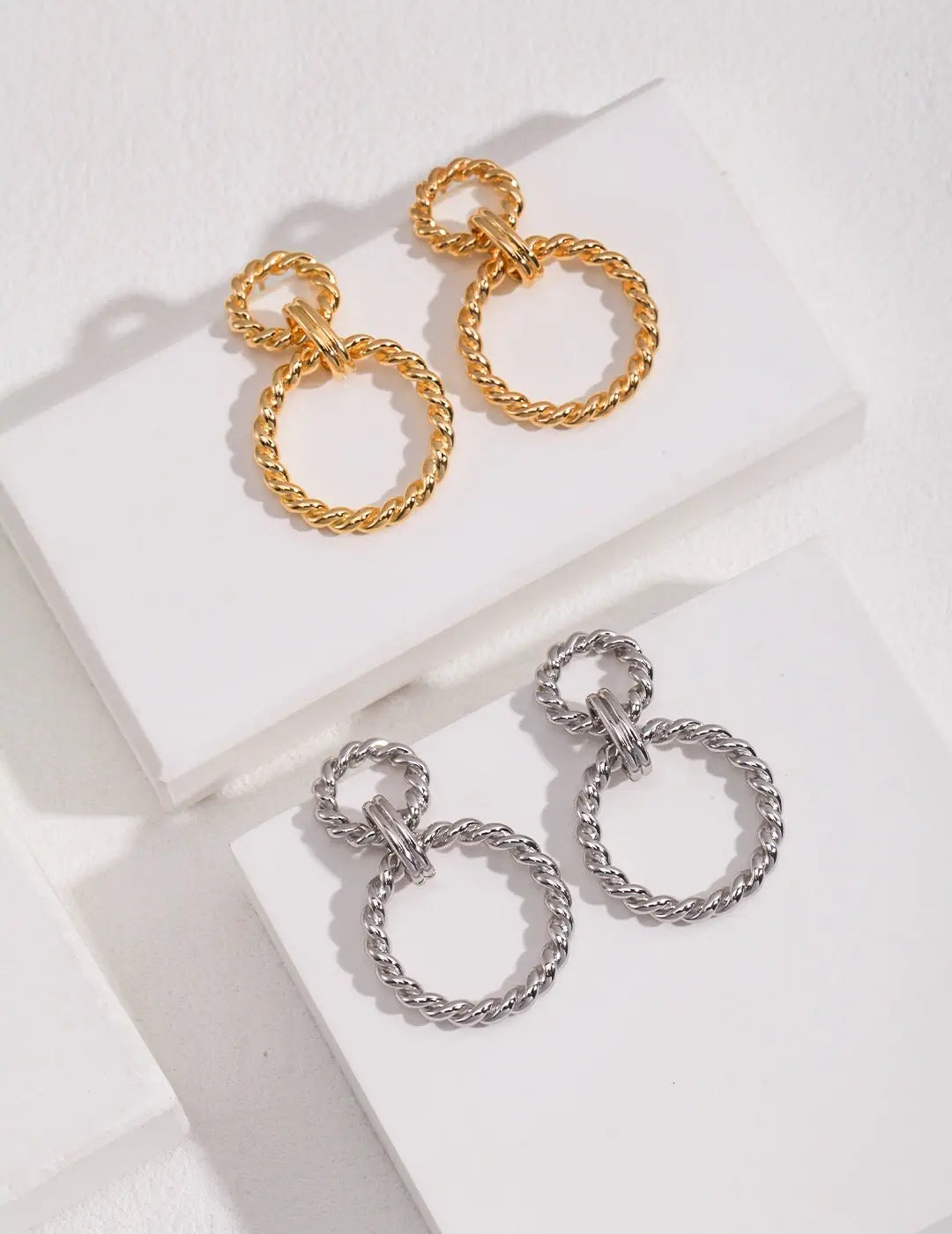 Minimalist Twist of Elegance Hoop Earrings-0