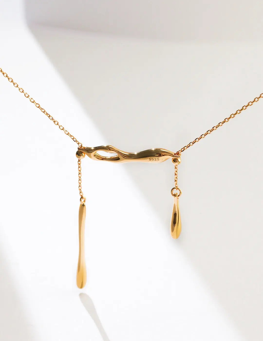 Minimalist Water Droplets Style Necklace-0