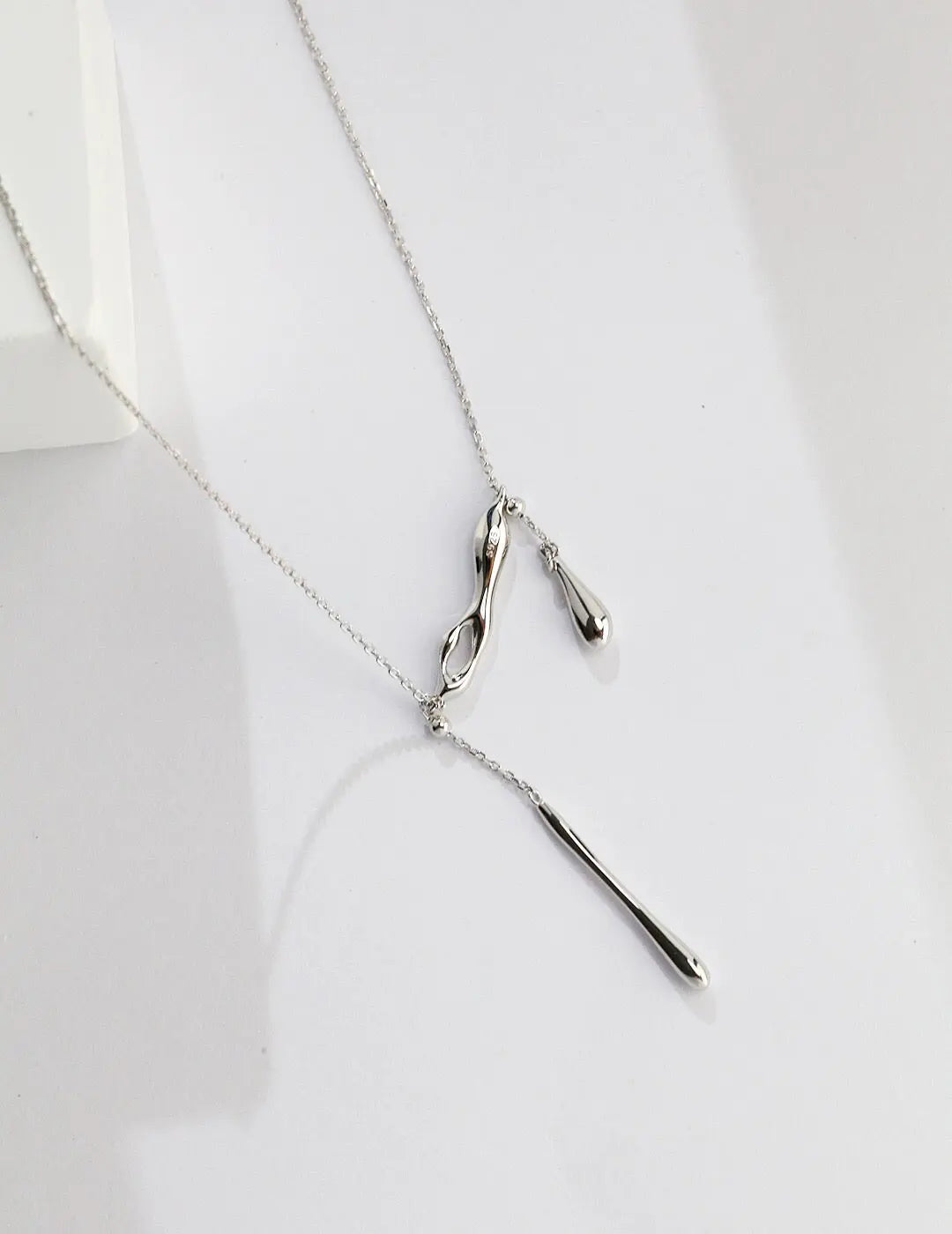 Minimalist Water Droplets Style Necklace-1