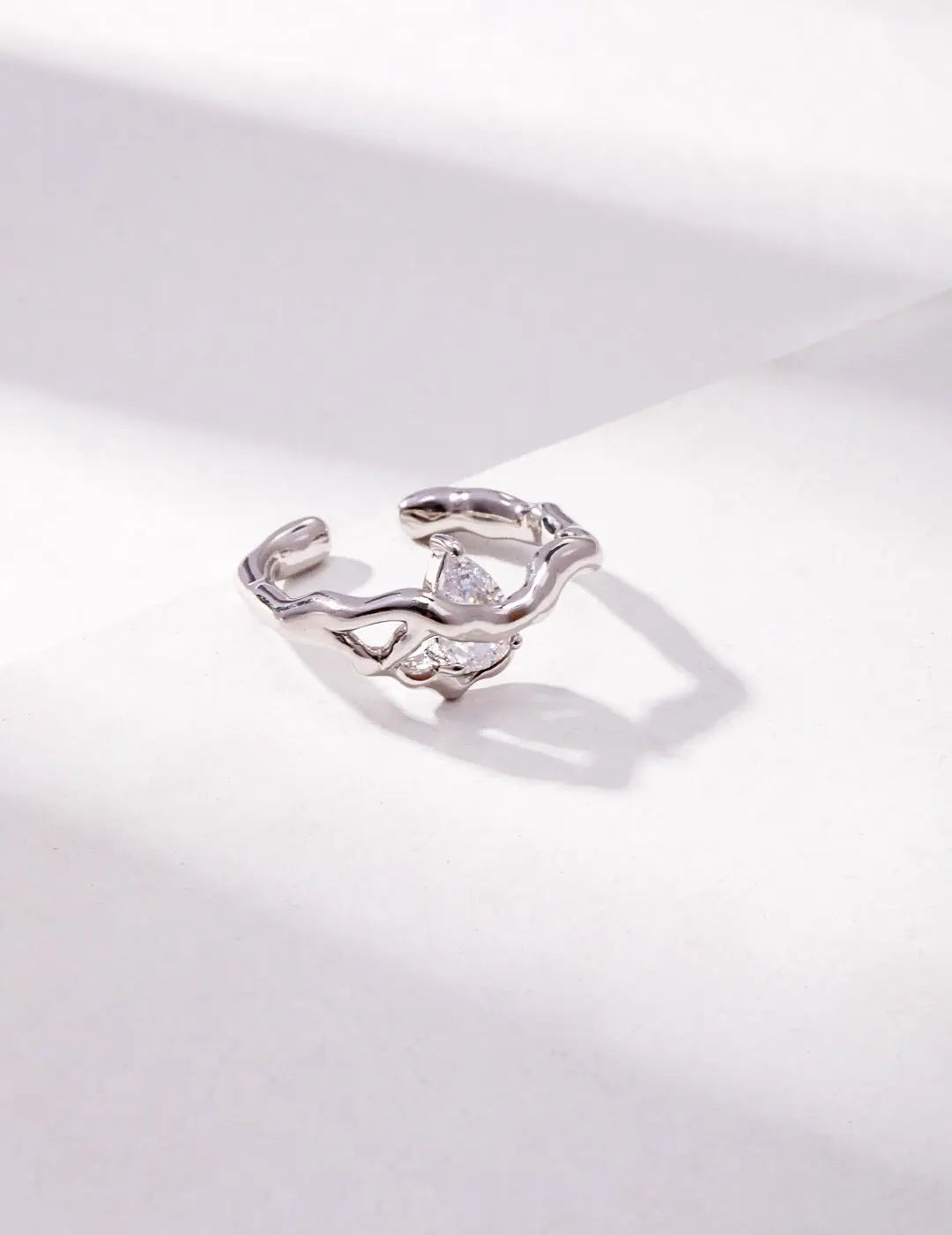 Minimalist Zircon Open Ring-2