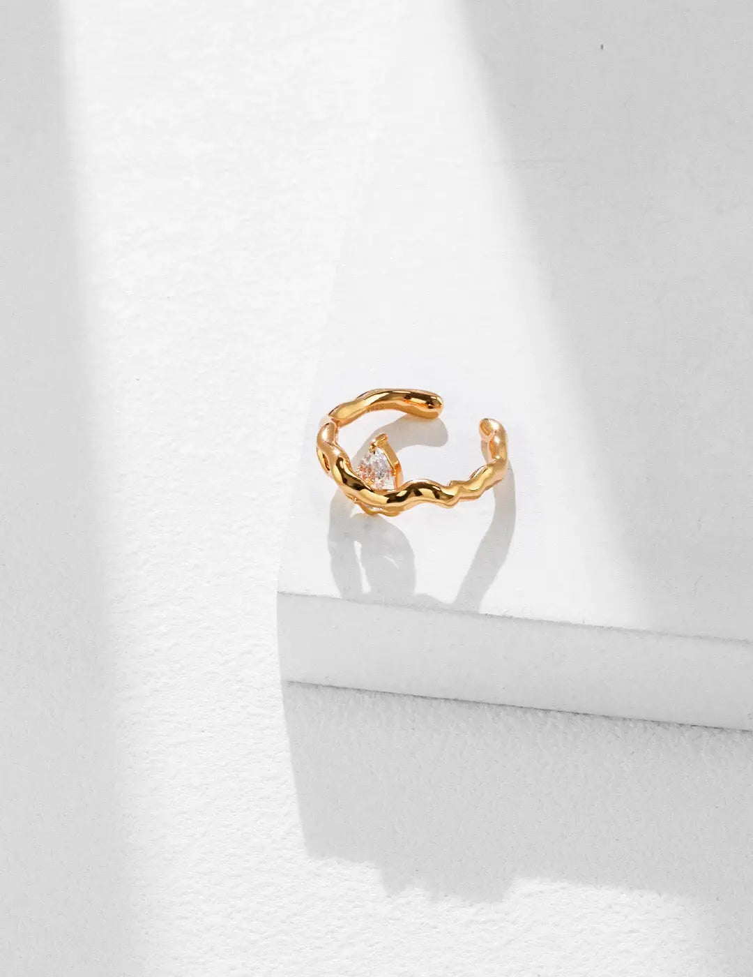 Minimalist Zircon Open Ring-3