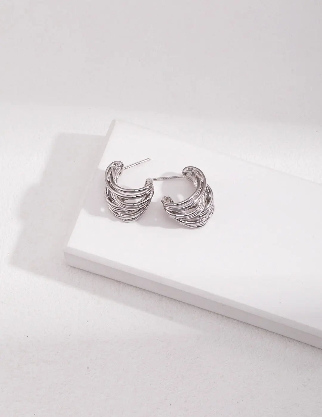 Modern Wave Hoop Earrings-1