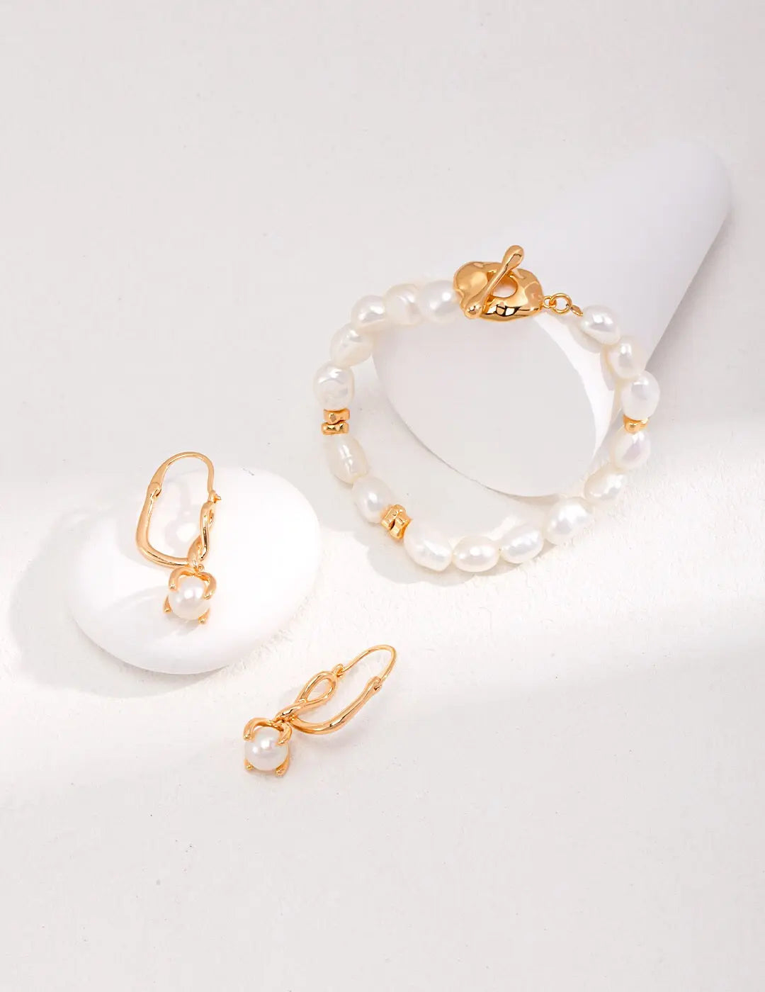 Natural Pearl Drop Earrings-2