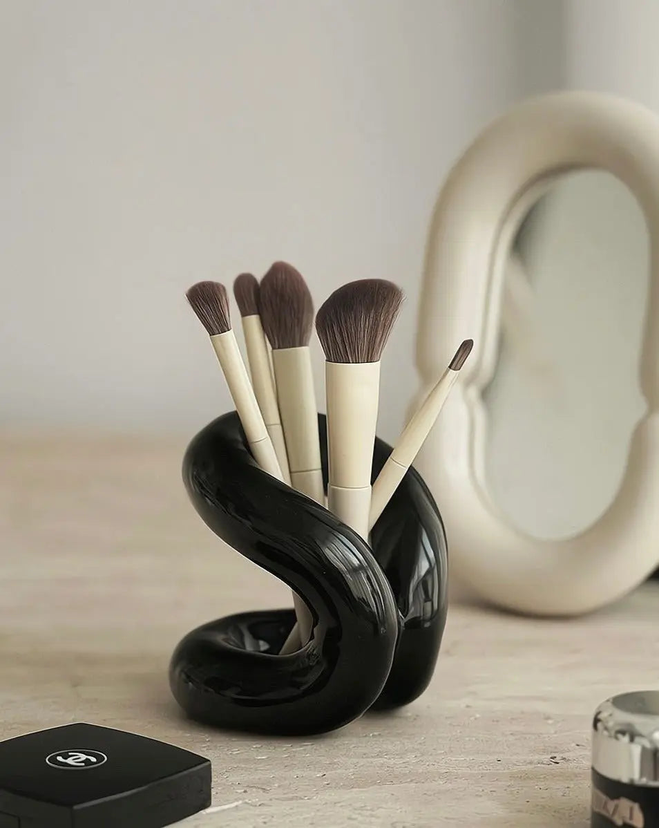 Nordic Style Ceramic Foundation Brushes Holders-1