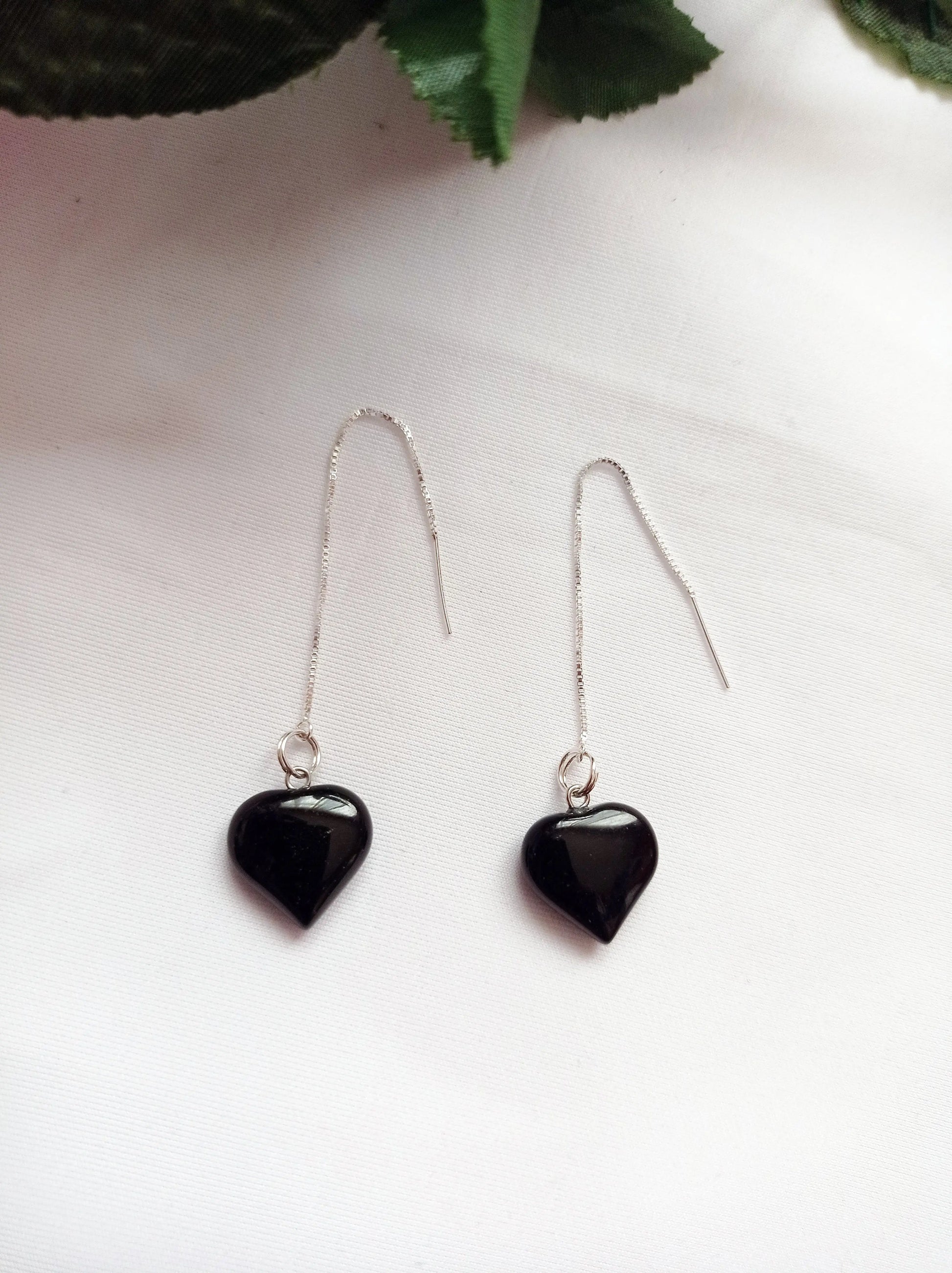 Onyx Heart Threader Earrings - Memoriex