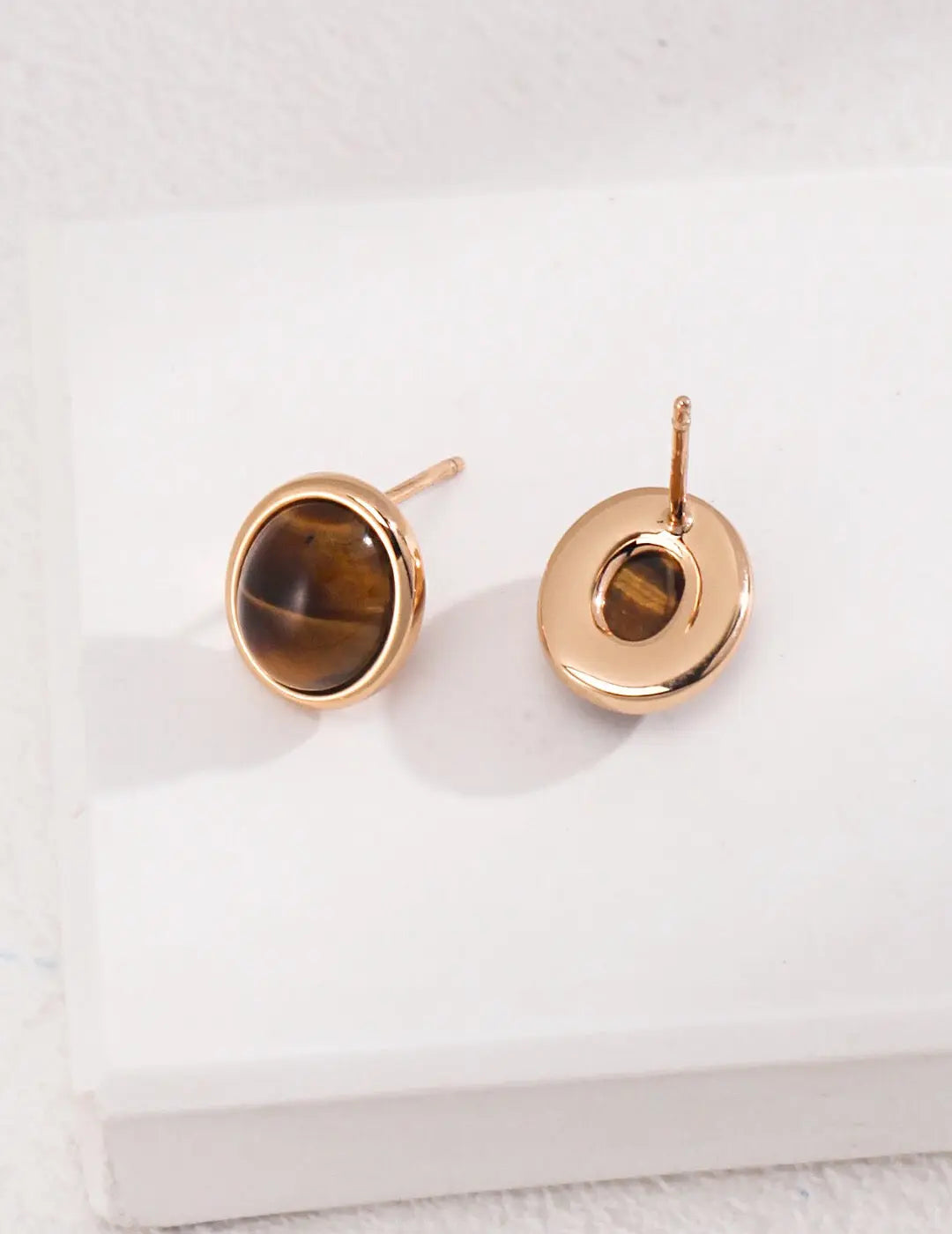 Minimaist Tiger Eye / Onyx Stud Earrings - Memoriex