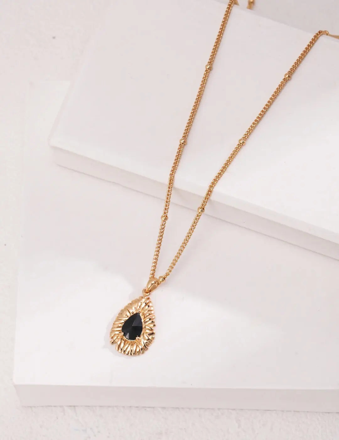 Palace Style Black Zircon Necklace-0