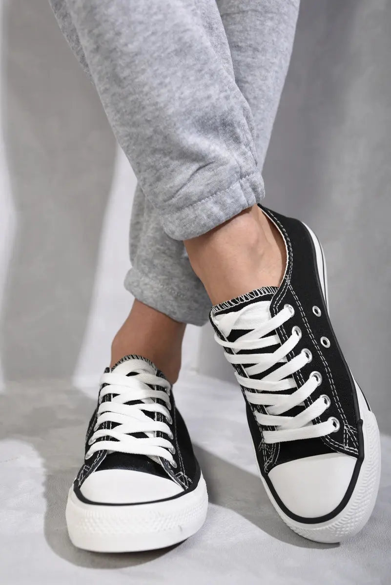 Platform Low Top Lace Up Trainers - Memoriex 