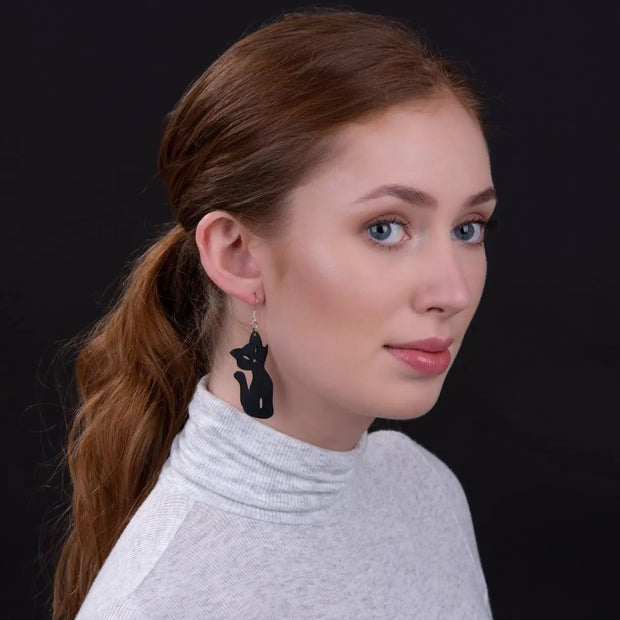 Poppy Recycled Rubber Cat Earrings - Memoriex 