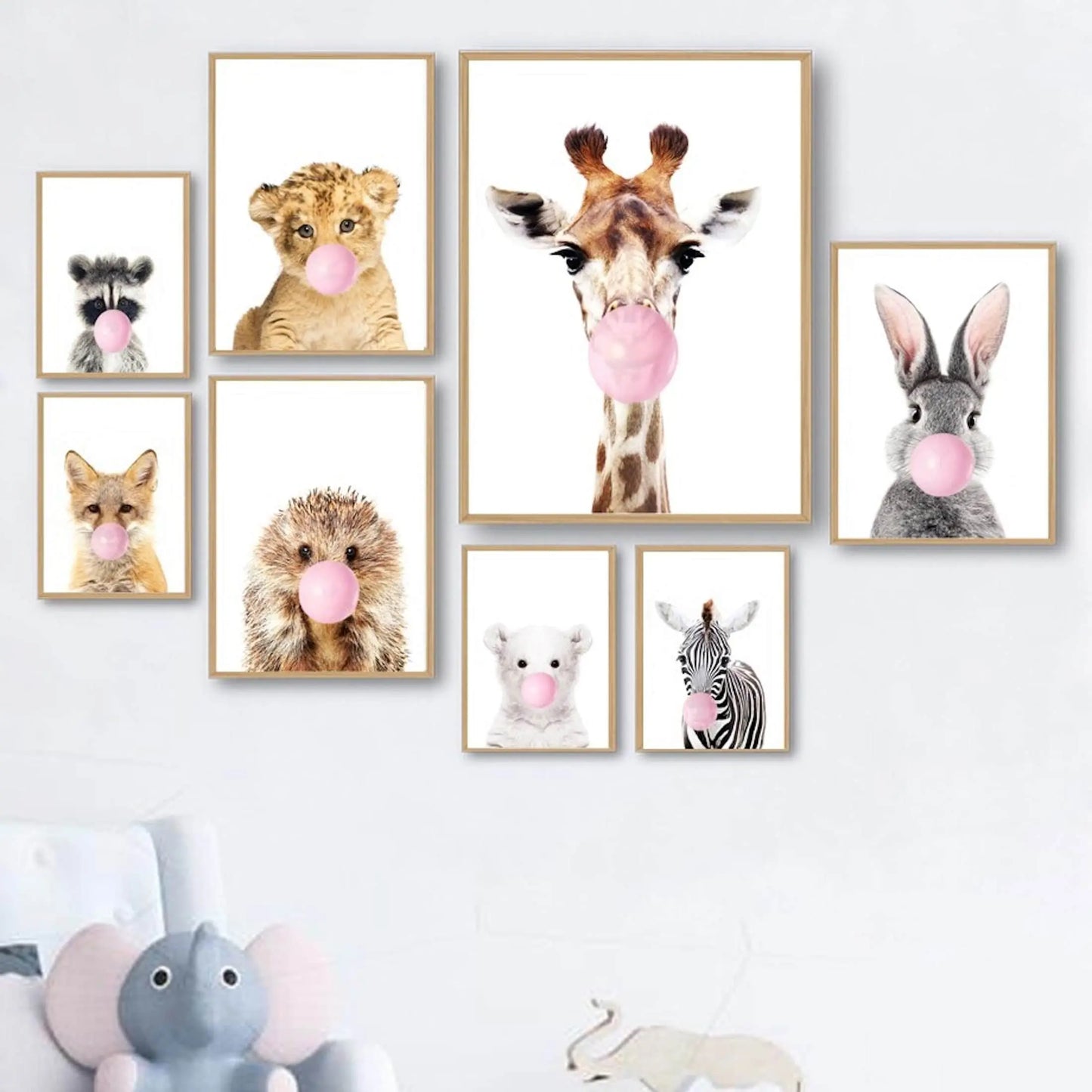 Poster Kinder Tiere mit rosa Kaugummi Giraffe Hase Igel Fuchs und Zebra als Deko Print ohne Rahmen-0