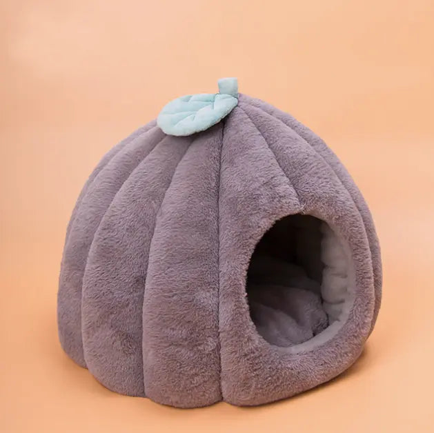 Pumpkin Shape Hooded Pet Bed House-3