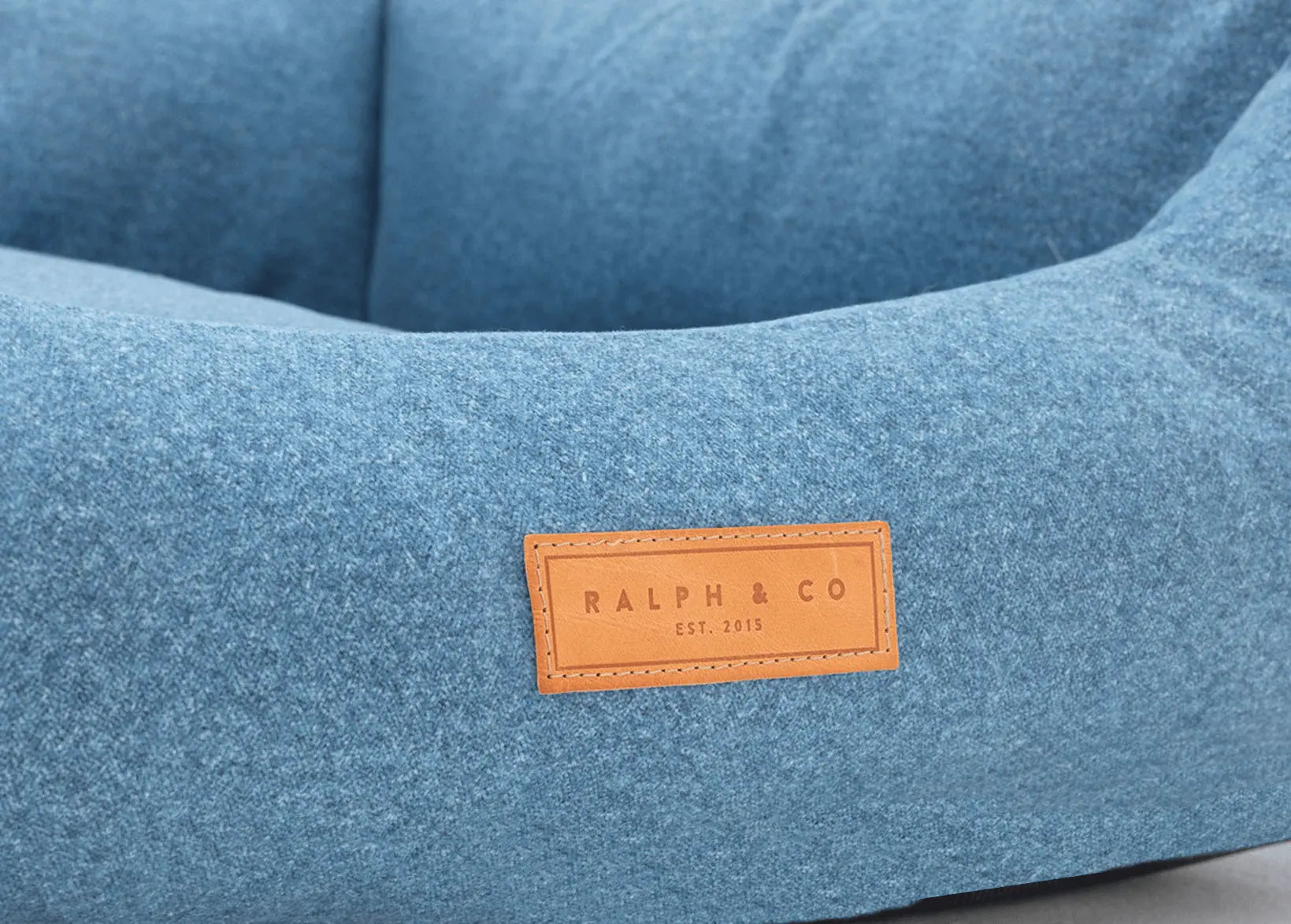 “Rayleigh” Chenille Nest Dog Bed – by Ralph & Co - Memoriex