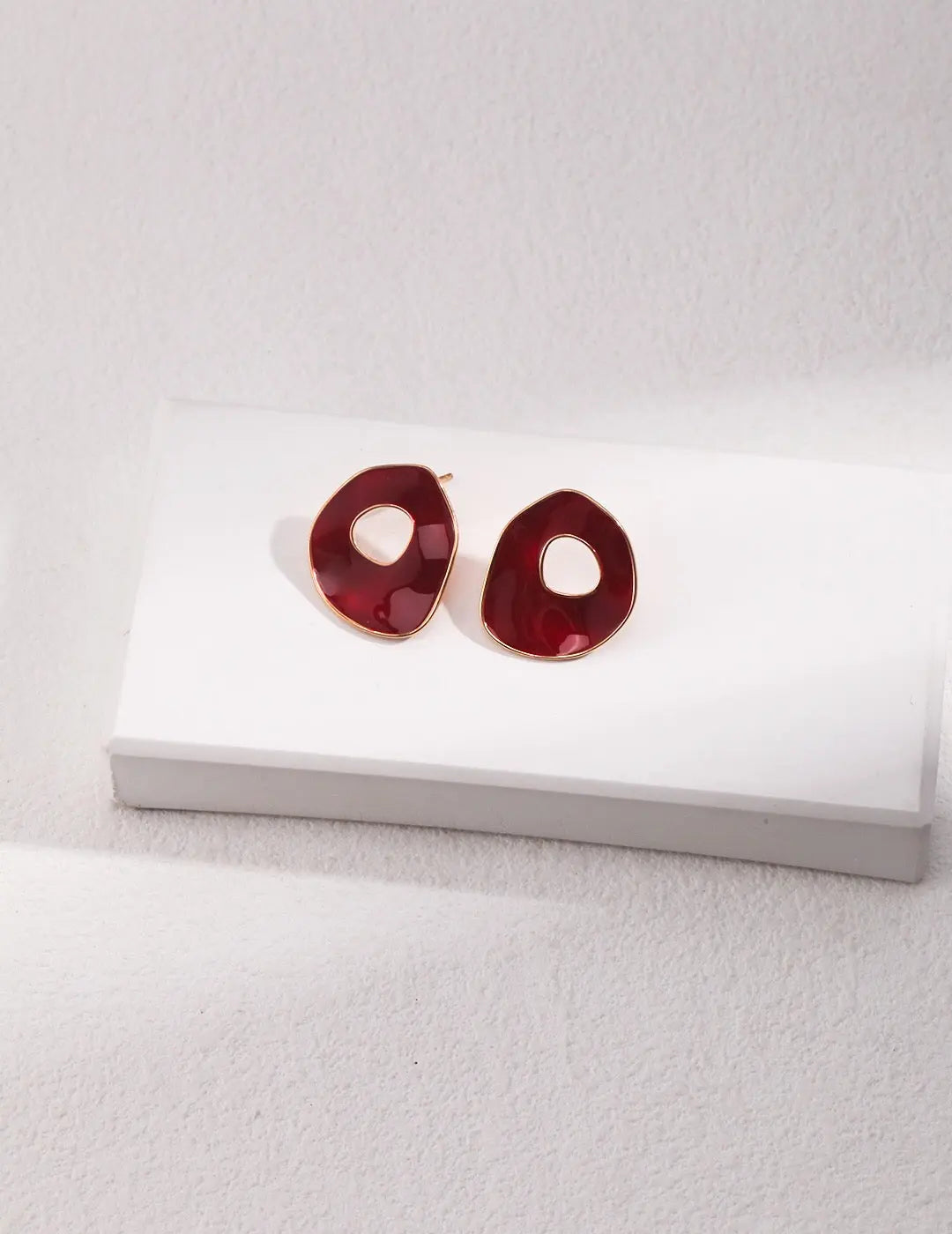 Red Drip Galze Irregular Oval Earrings-1