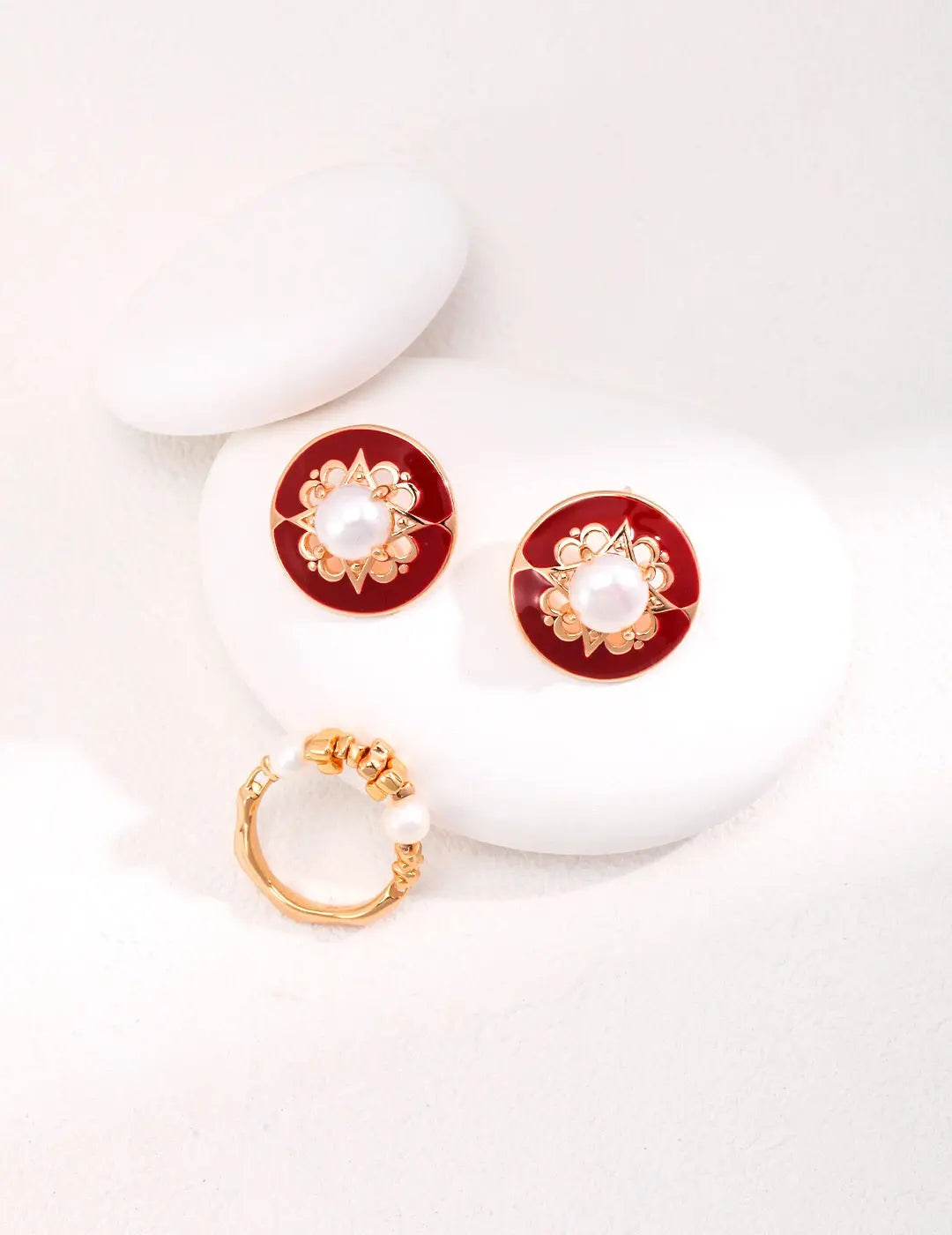 Red Round Classic Drip Glaze Pearl Stud Earrings-1