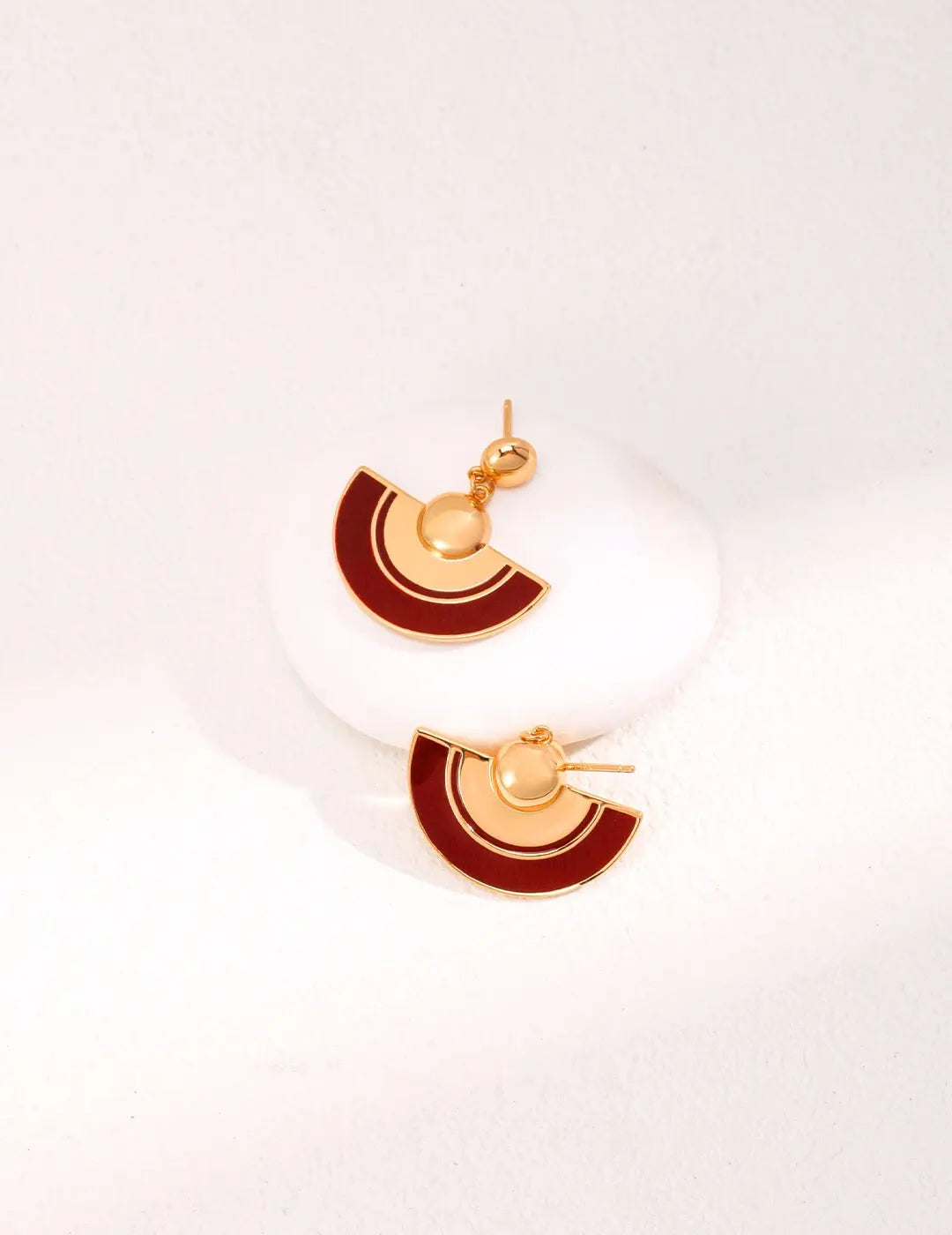 Red Scalloped Glaze Earrings-1