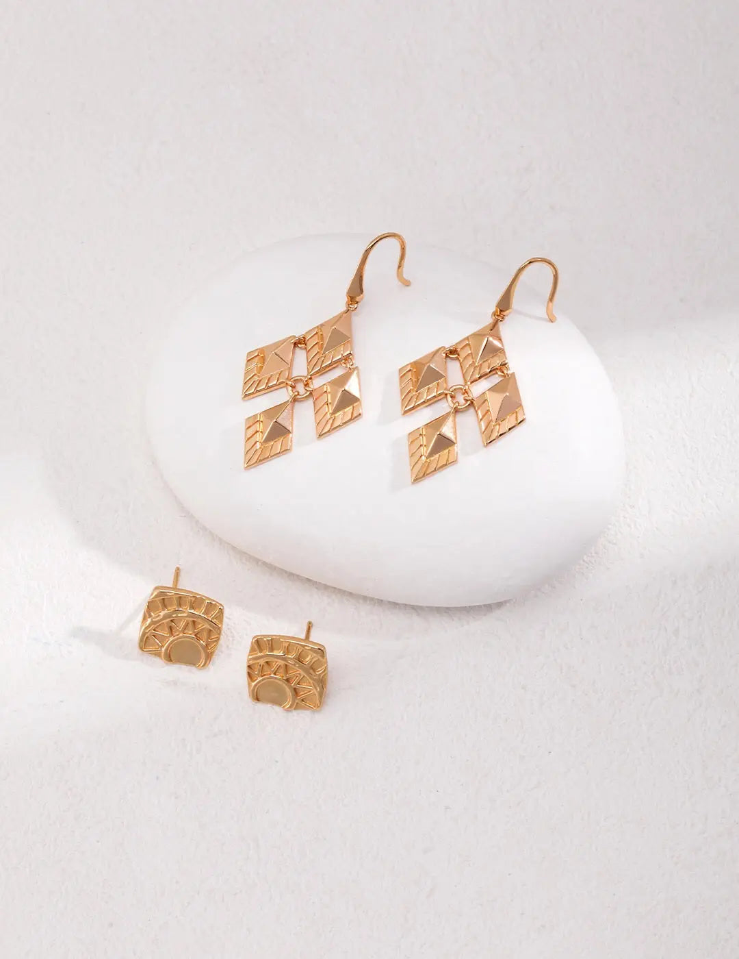 Rhombus Design Drop Earrings-3