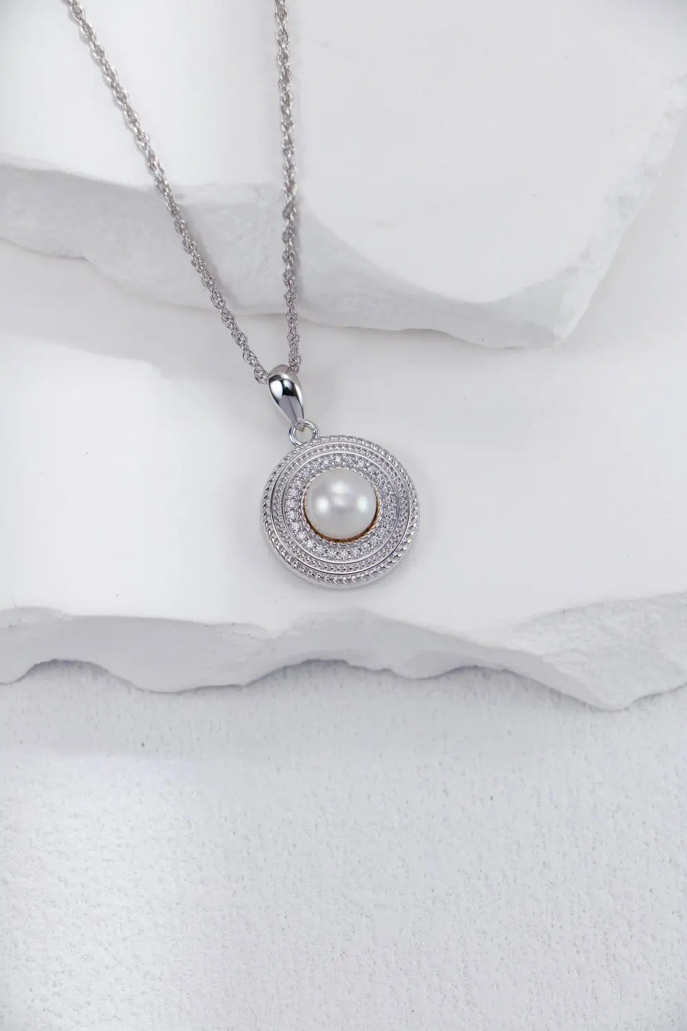 Round Zircon Pearl Necklace-4