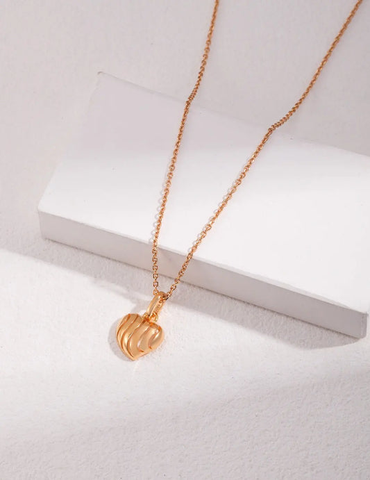 Simple Love Three-dimensional Hollow Necklace - Memoriex