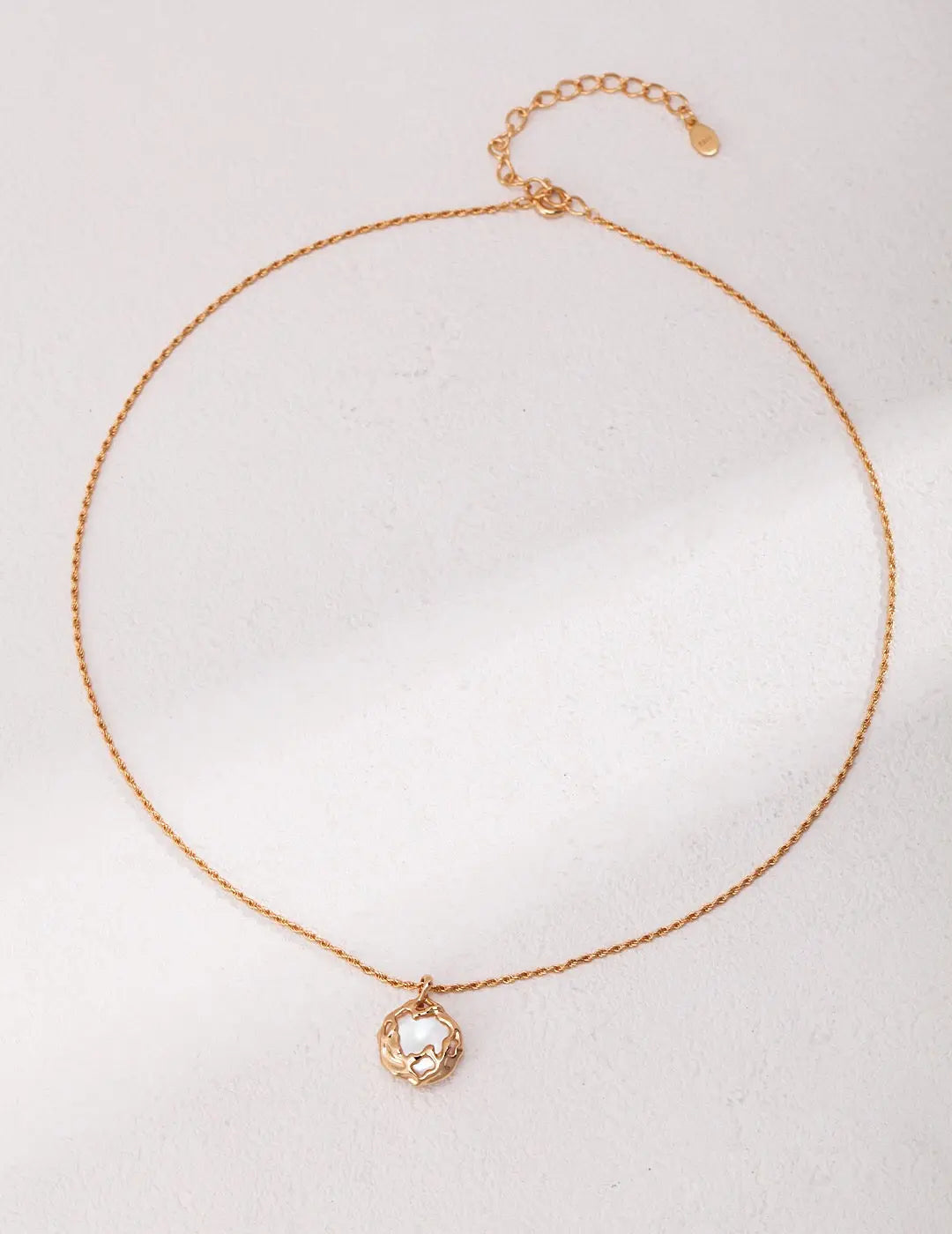 Simple Pearl Pendant Necklace - Memoriex