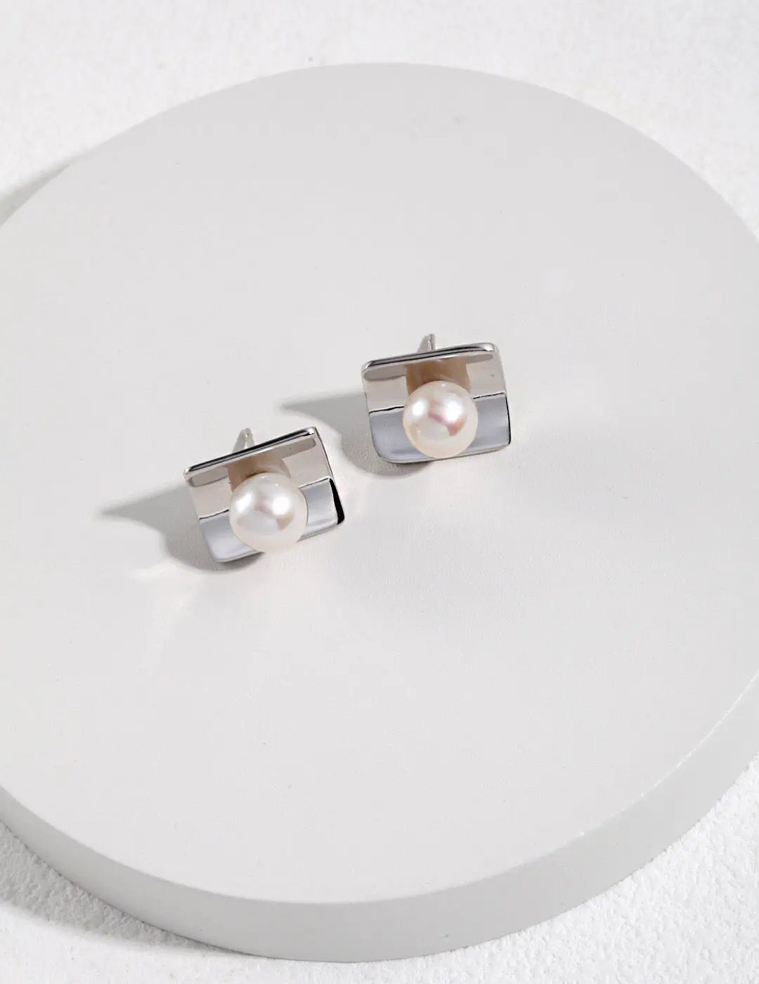 Simple Square Freshwater Pearl Stud-3