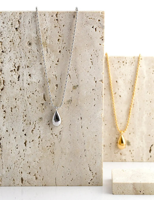 Simple Water Drop Pendant Necklace-0