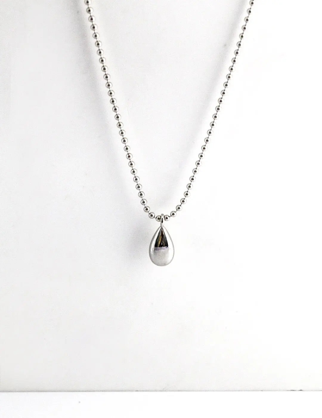 Simple Water Drop Pendant Necklace - Memoriex