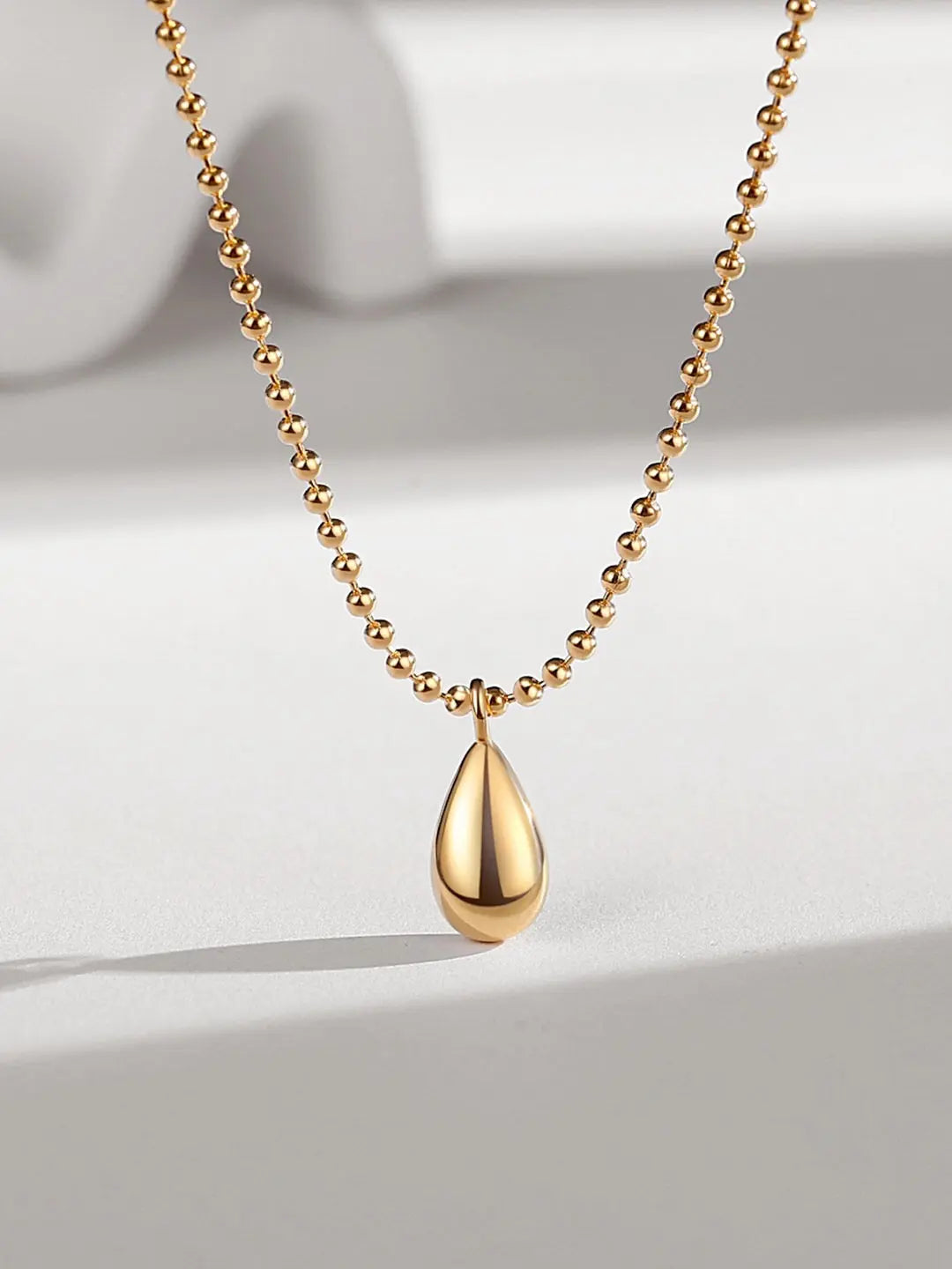 Simple Water Drop Pendant Necklace - Memoriex