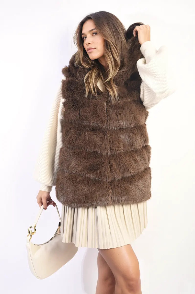 Sleeveless Faux Fur Jacket-3