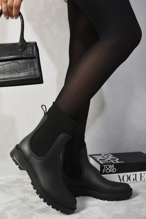 Slip On Platform Ankle Boots - Memoriex 