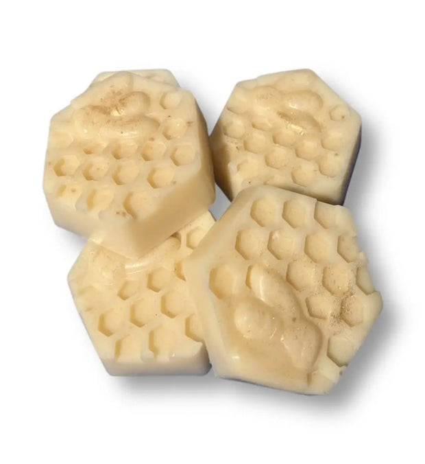 Solid Beeswax Lotion Bar in Rosewood, Vetiver and Bergamot with Shea and Cocoa Butter, Coconut Oil and Vitamin E - Memoriex 