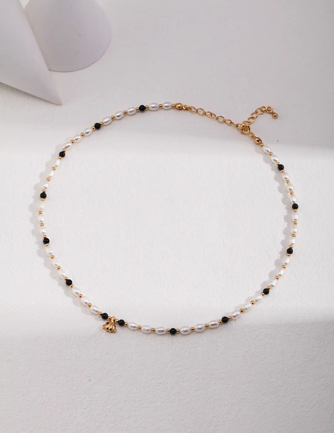 Spaced Black Onyx Pearl Pendant Necklace - Memoriex