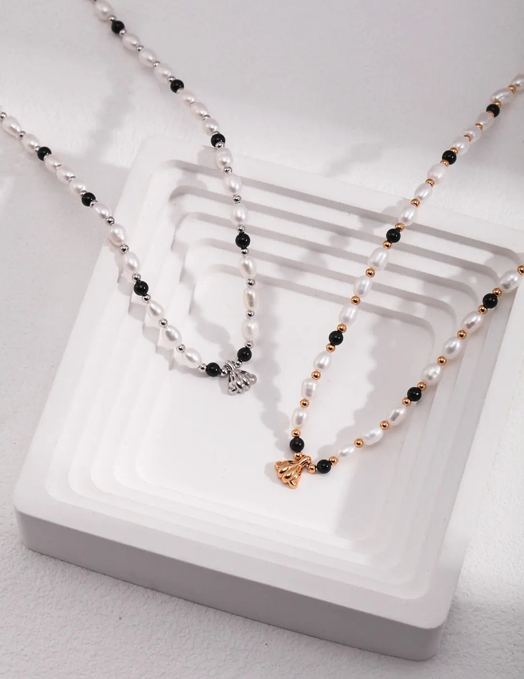 Spaced Black Onyx Pearl Pendant Necklace - Memoriex