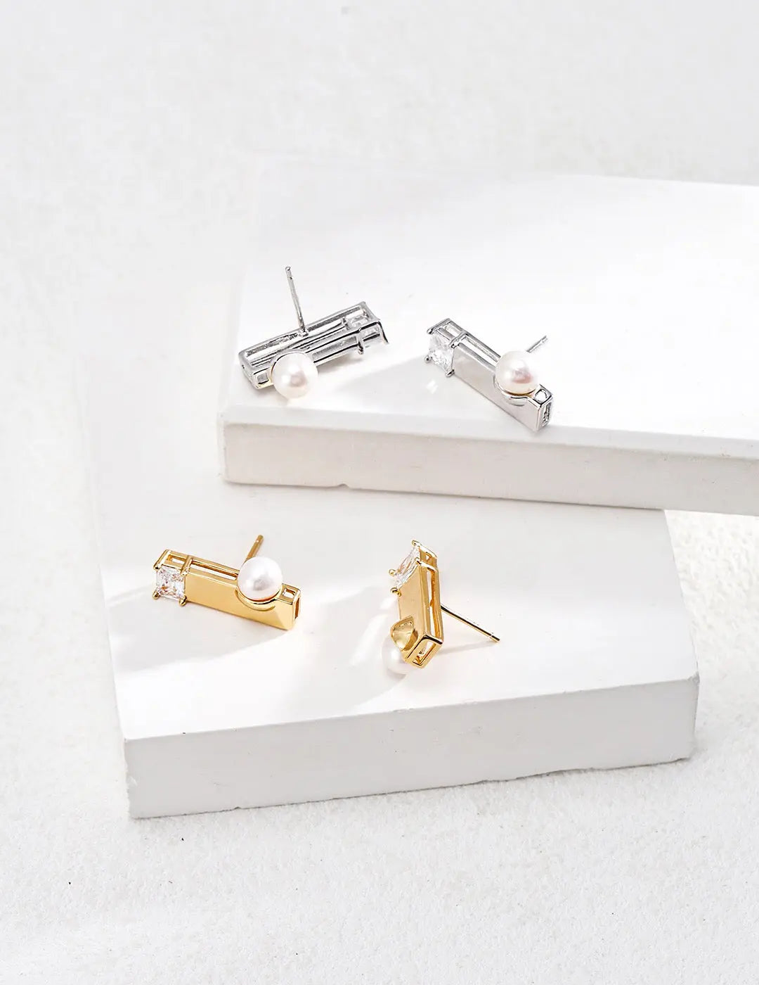 Square Pearl Zircon Earrings - Memoriex