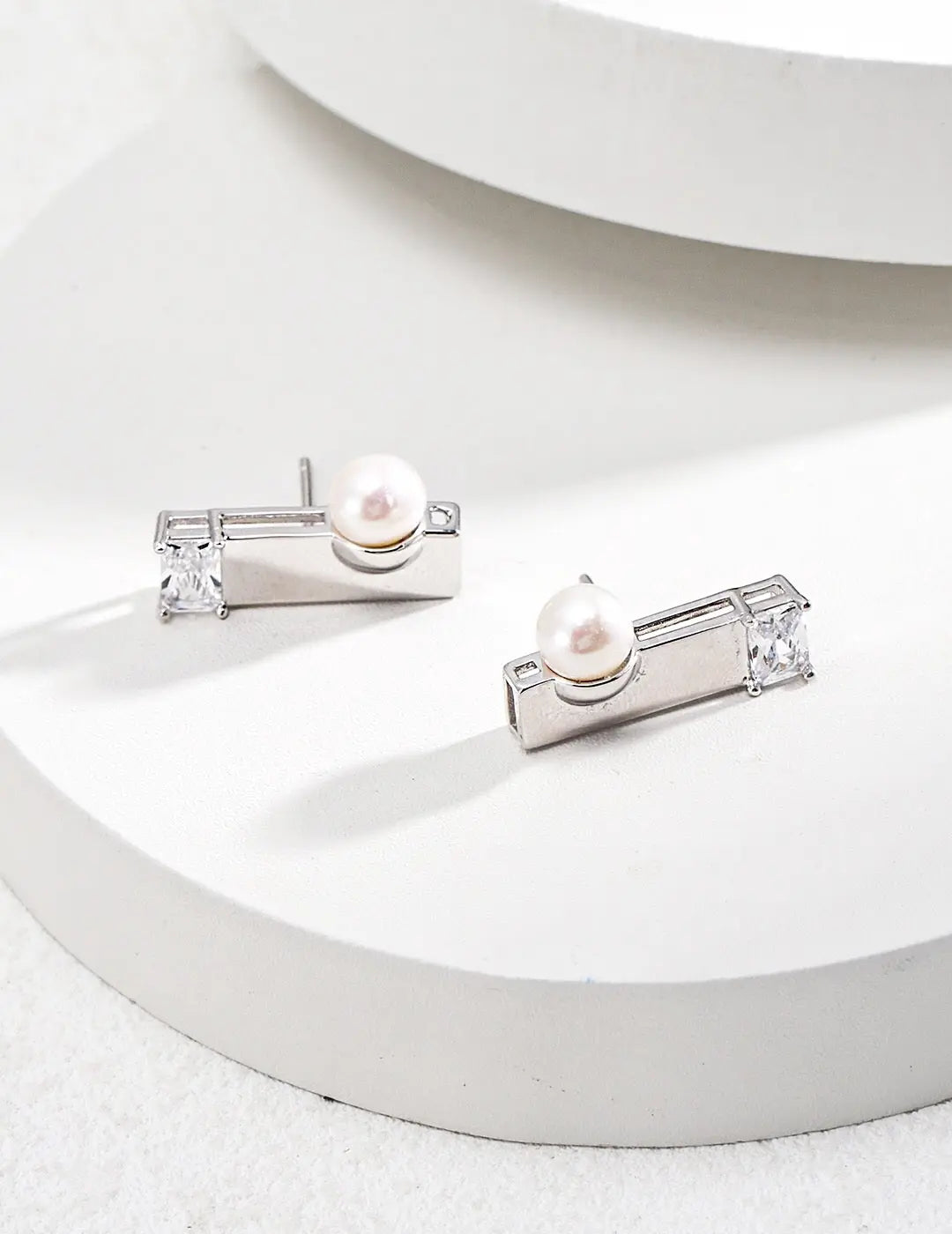 Square Pearl Zircon Earrings - Memoriex