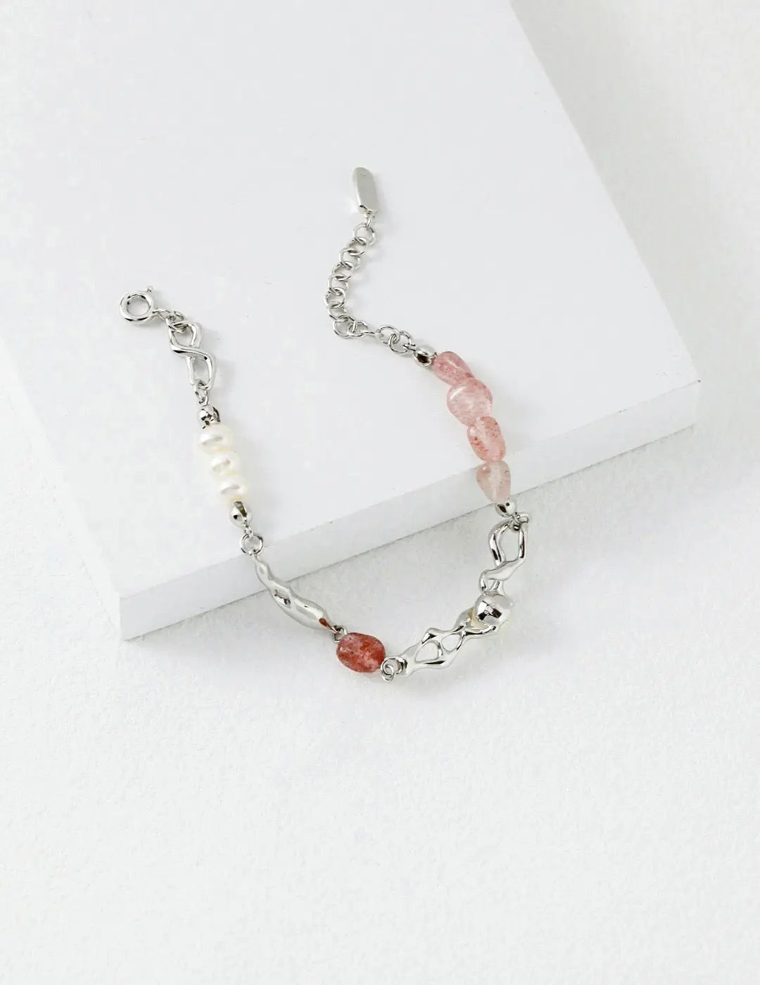 Strawberry Crystal Pearl Bracelet-3