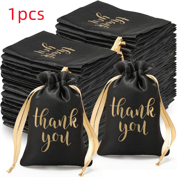 Stylish Personality Alphabet Printed Bouquet Pocket - Memoriex 