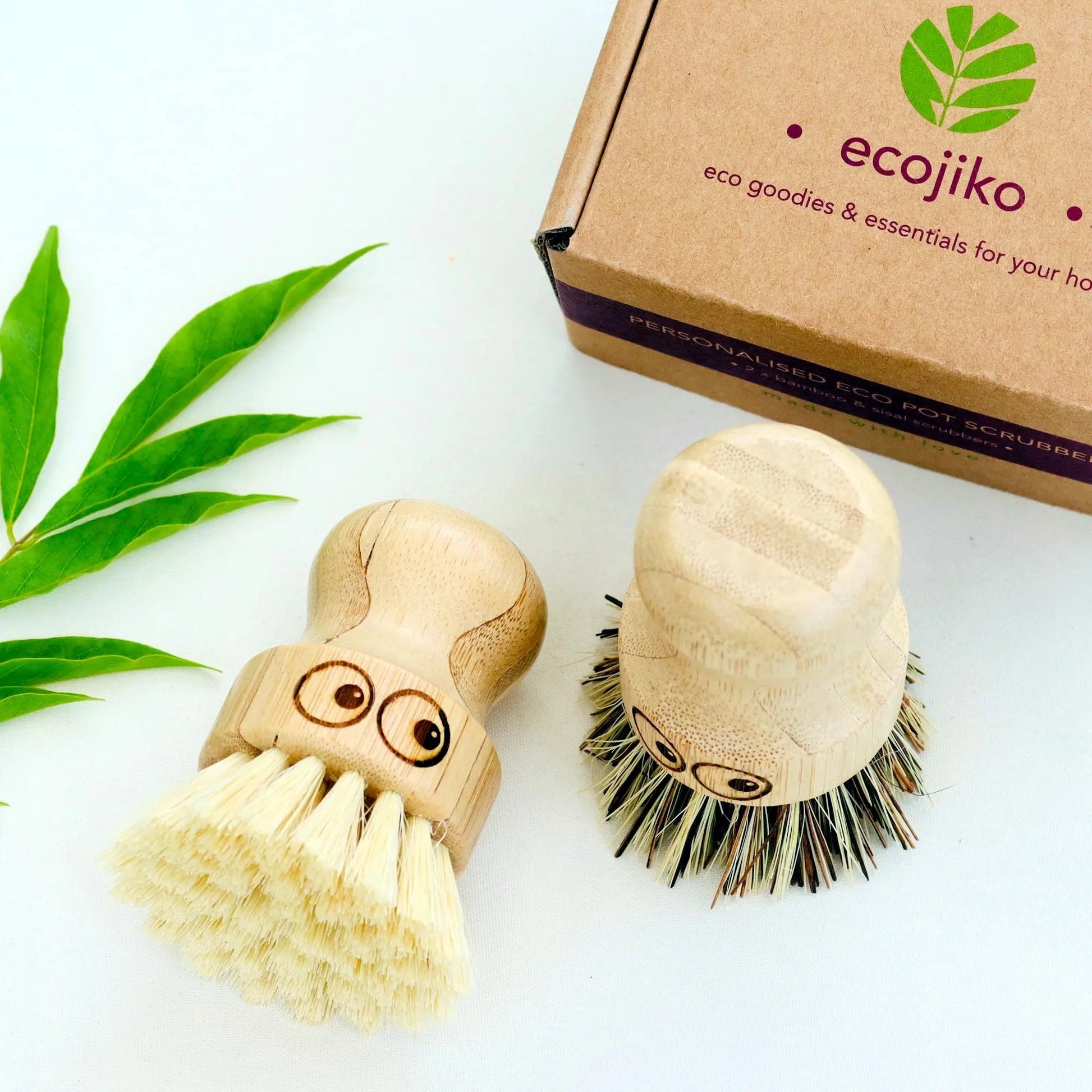 Sustainable Bamboo Cheeky Pot Scrubbers | Natural Wooden Quirky Kitchen Washing Up Cleaning Scrubbing Brushes-1