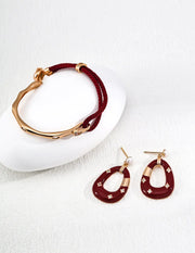 Textured Metal & Red Cord Contrast Bracelet-3